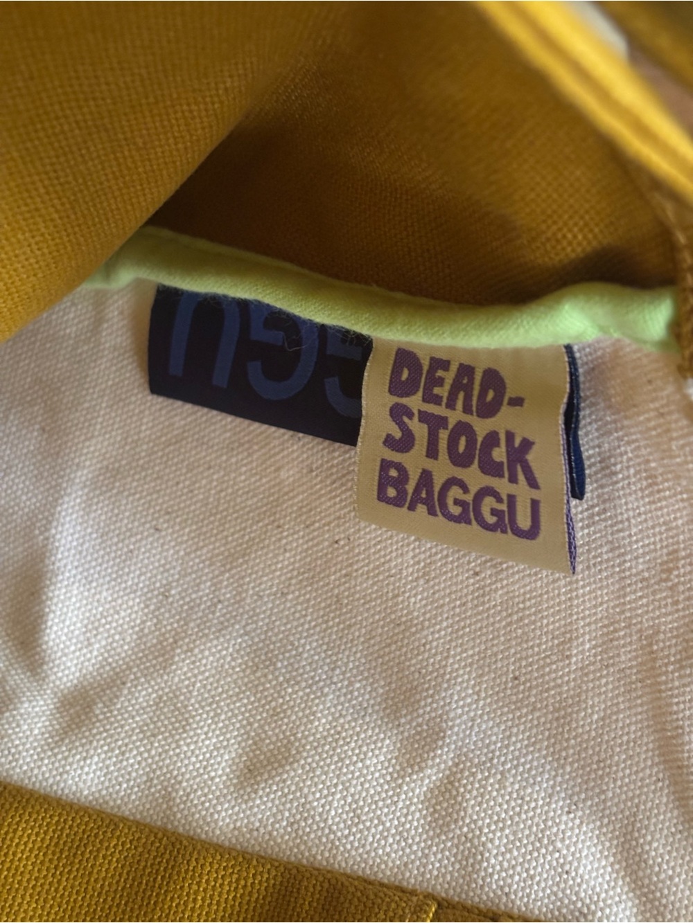 Baggu Two Tone Cotton Horizontal Duck Bag Tote
Shoulder Bag Deadstock Earth
Day - Picture 5 of 9